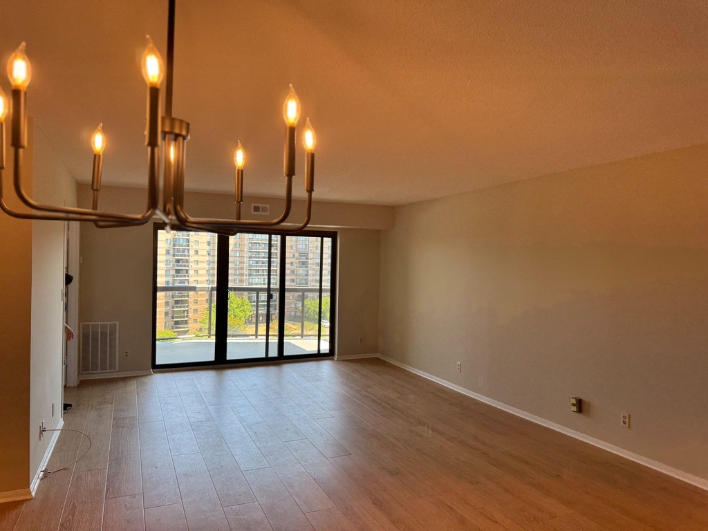 8360 Greensboro Drive - Photo 11
