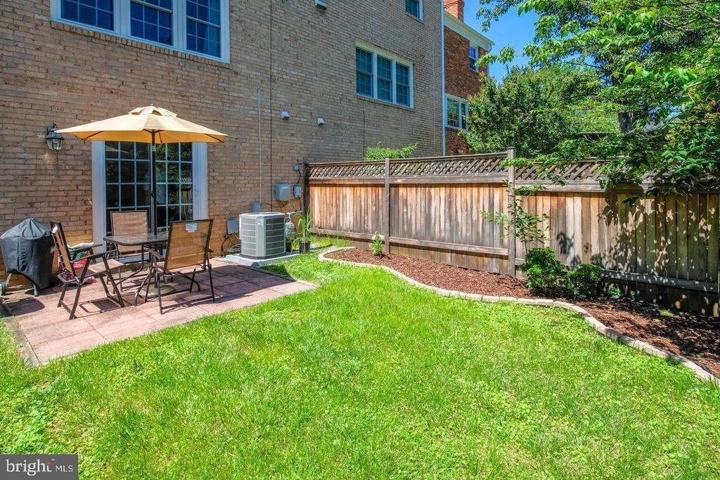 1528 Westmoreland Street - Photo 18