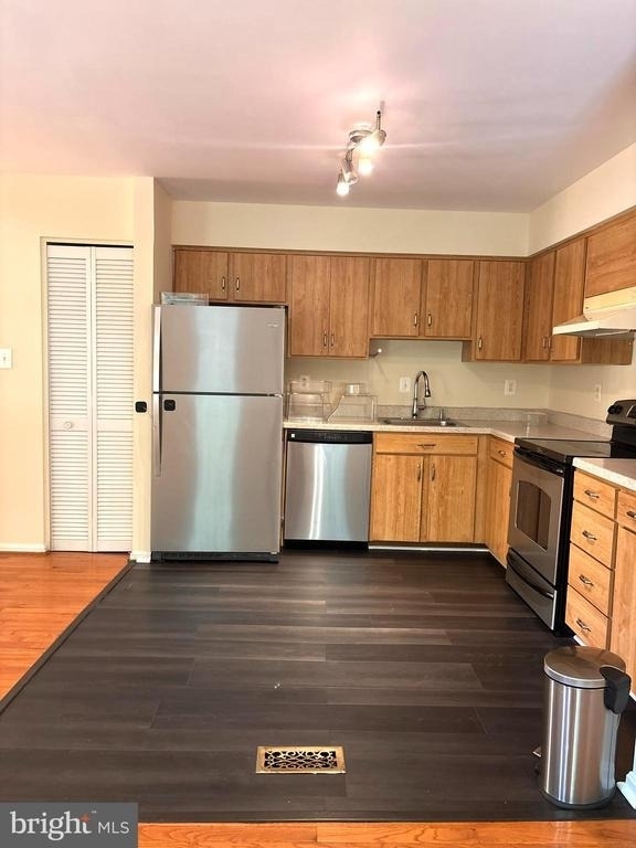 10050 Wood Sorrels Lane - Photo 4