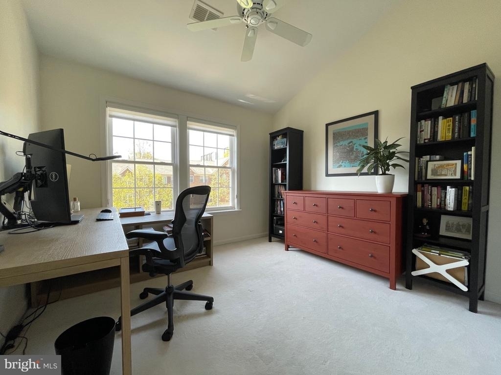 102 Lounsbury Place - Photo 14