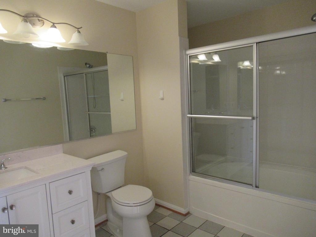 244 S Reynolds Street - Photo 16