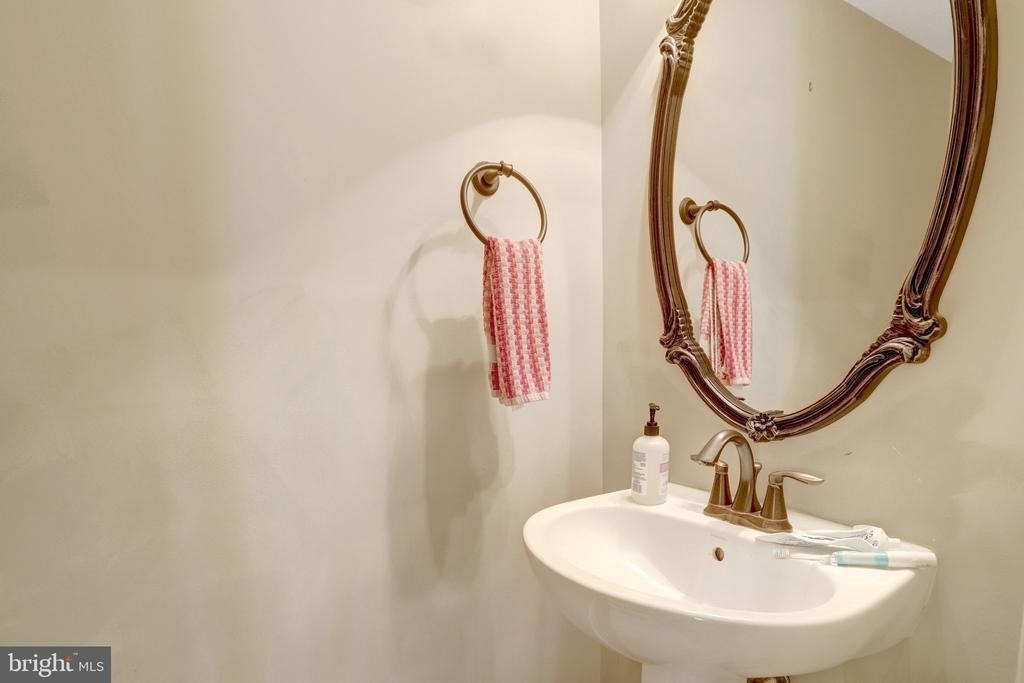 5228 Harold Secord Street - Photo 4