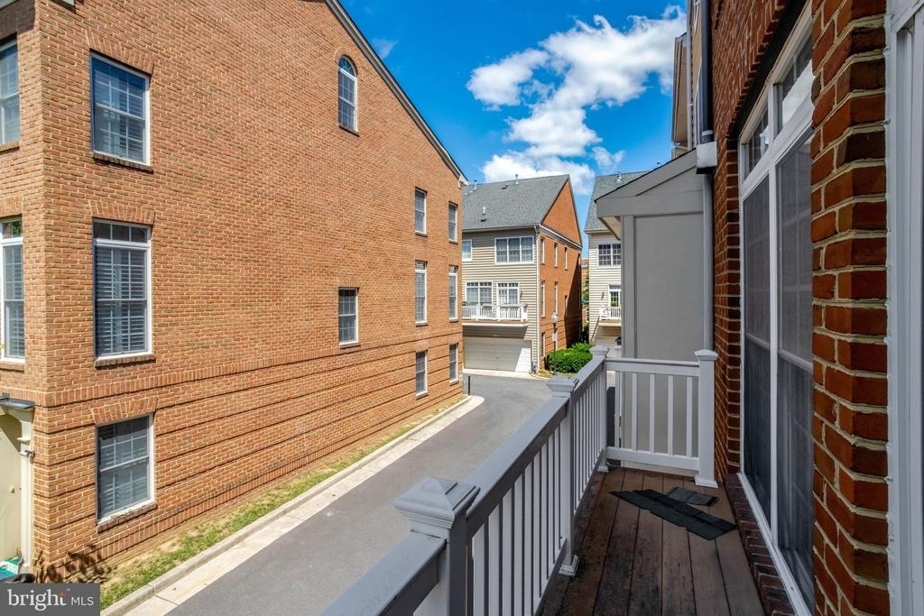 5228 Harold Secord Street - Photo 12