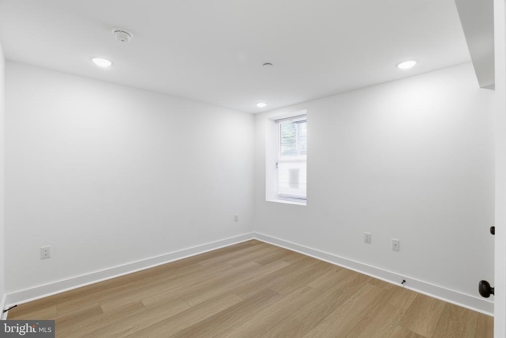 2505 N 11th Street - Photo 10