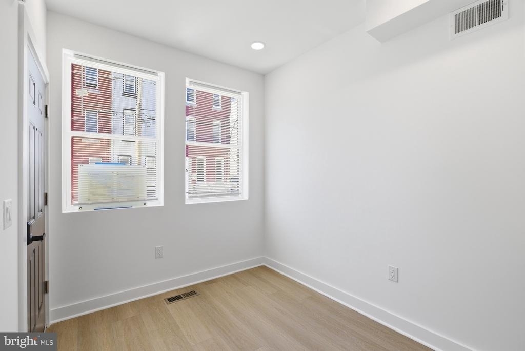 2123 N 9th Street - Photo 3