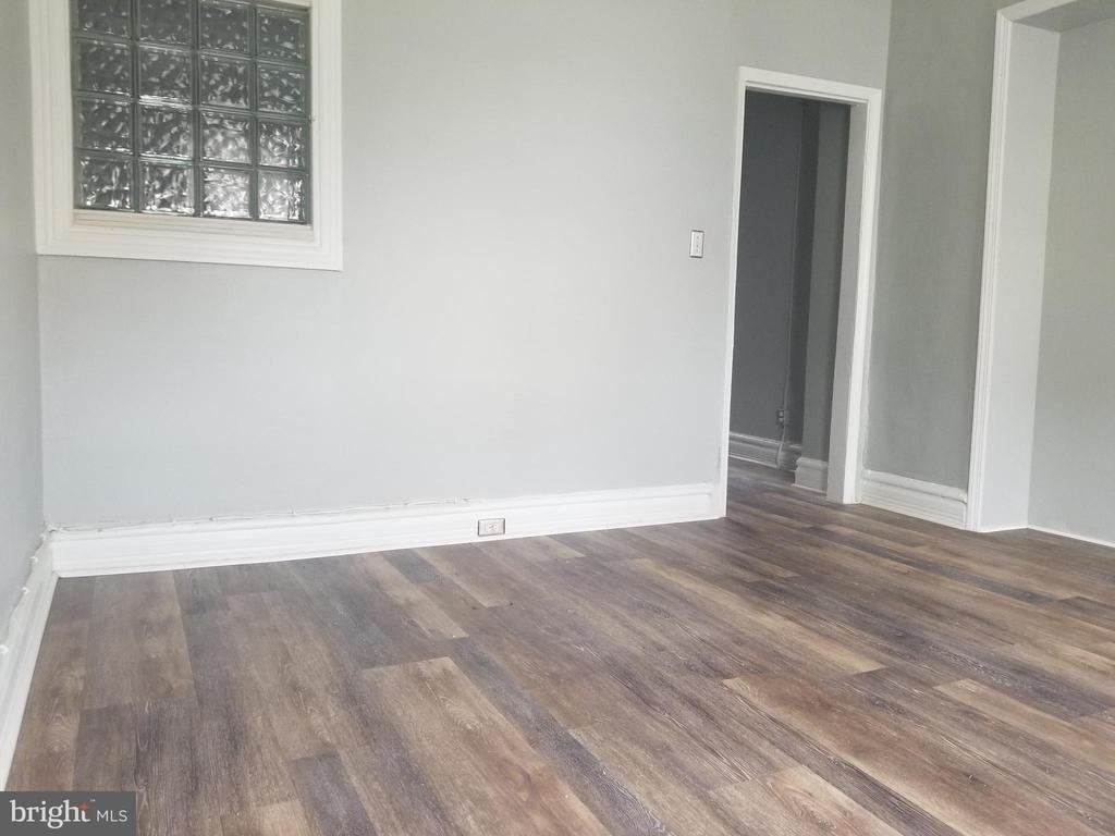 2516 Cecil B Moore Avenue - Photo 2