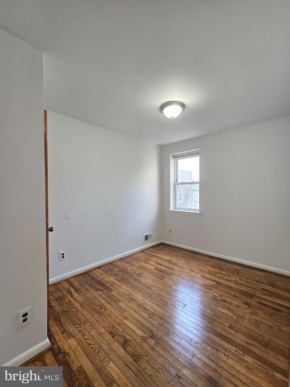 1351 Christian Street - Photo 7