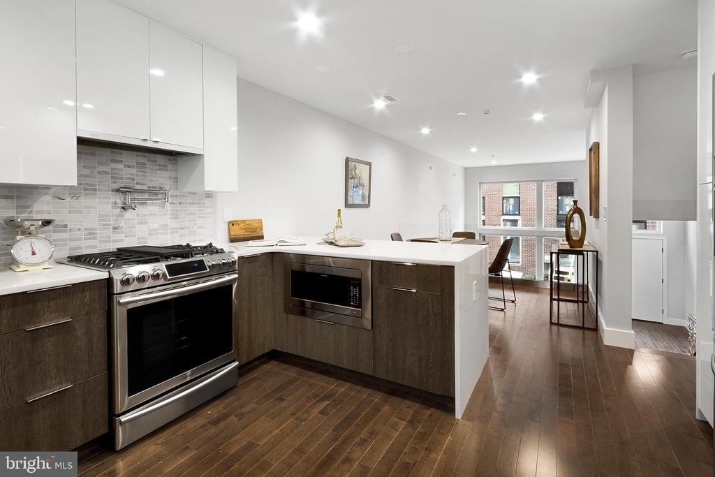 1321 S Woodstock Street - Photo 6