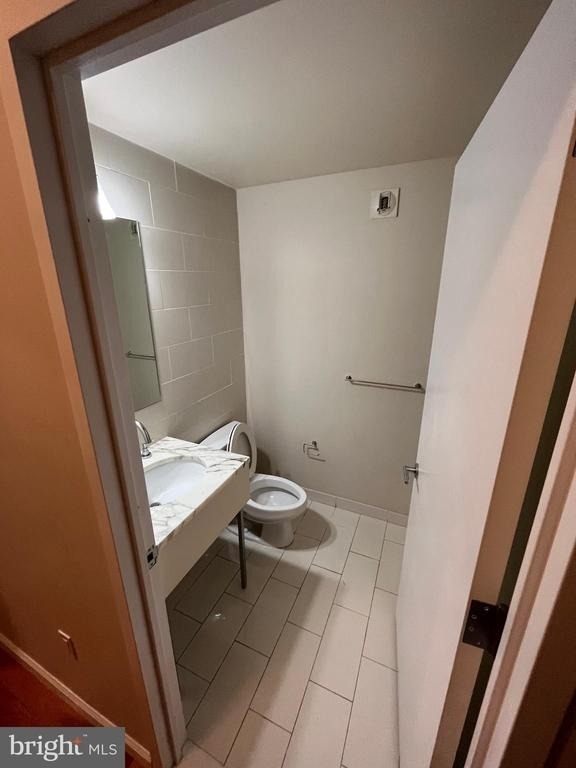 1425 Locust Street - Photo 7