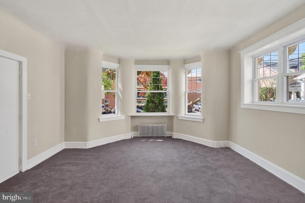332 W Washington Street - Photo 9