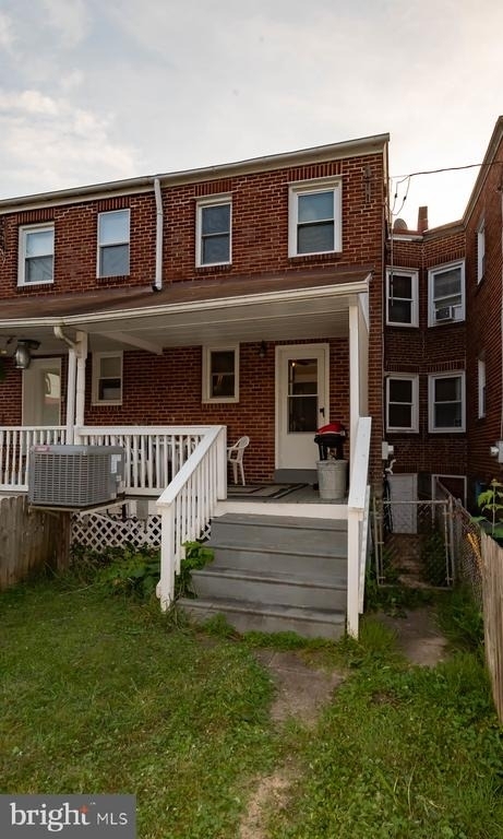 335 Stuart Avenue - Photo 12