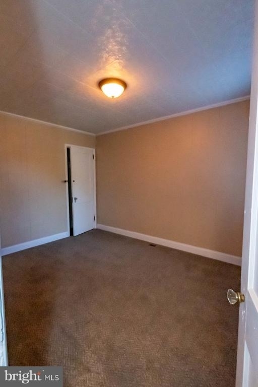 335 Stuart Avenue - Photo 10