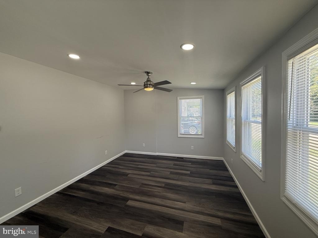 383 Johnson Avenue - Photo 20