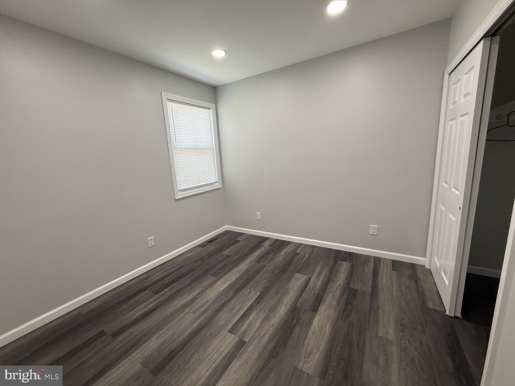 383 Johnson Avenue - Photo 9