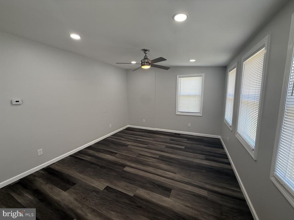 383 Johnson Avenue - Photo 22