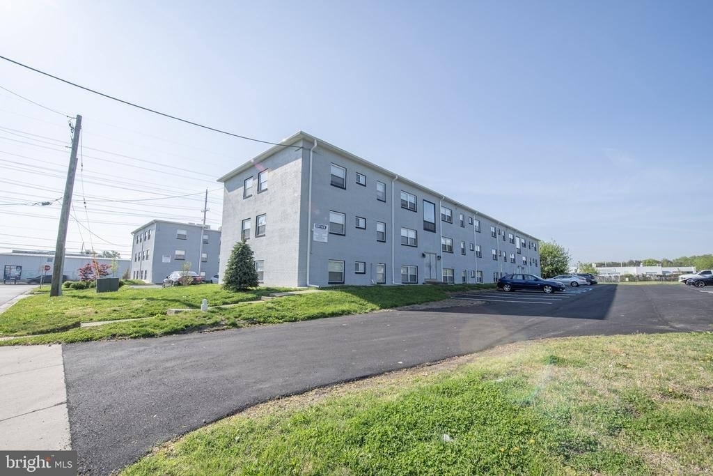 910 Gateway Boulevard - Photo 12