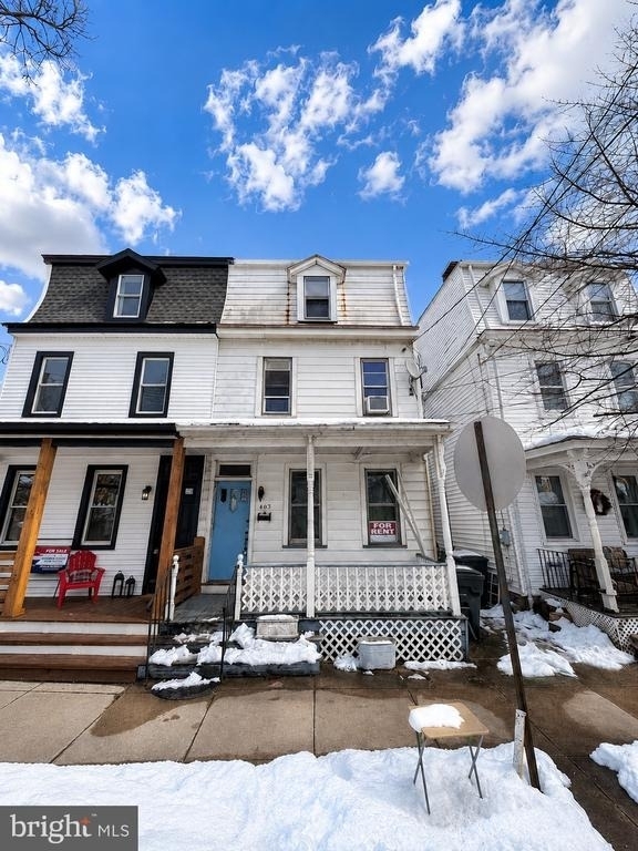 403 Wood Street - Photo 0