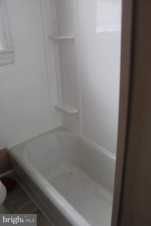 112 E Washington Street - Photo 15