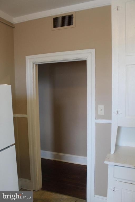 112 E Washington Street - Photo 14