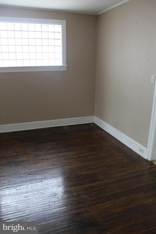 112 E Washington Street - Photo 5