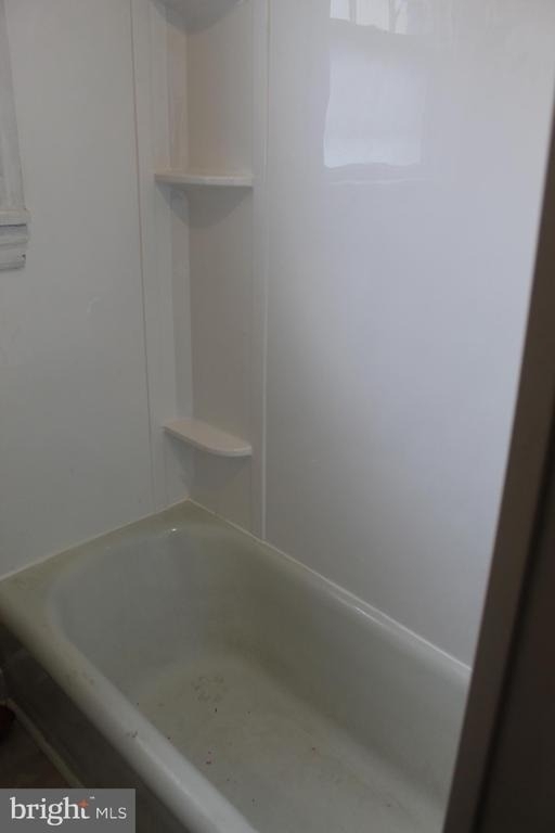 112 E Washington Street - Photo 18