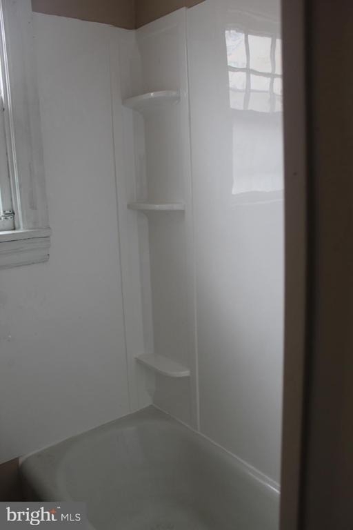 112 E Washington Street - Photo 16