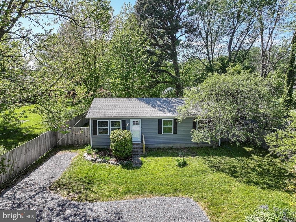 101 Brooks Lane - Photo 3