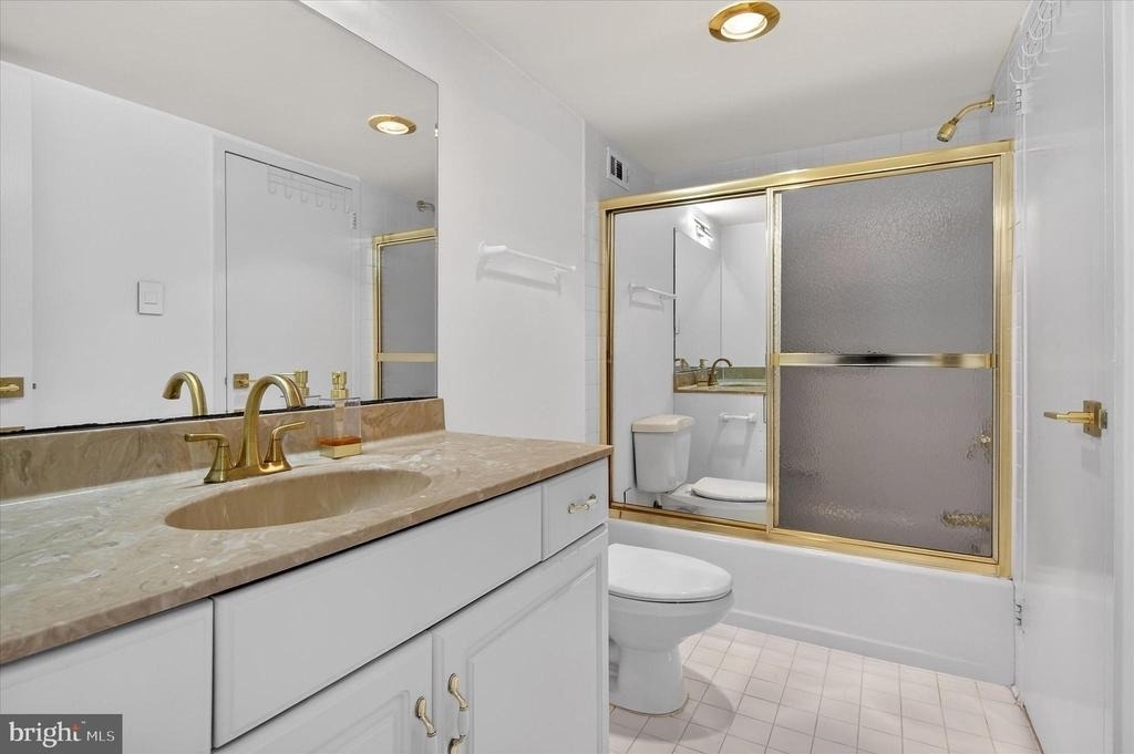 5225 Pooks Hill Road - Photo 15