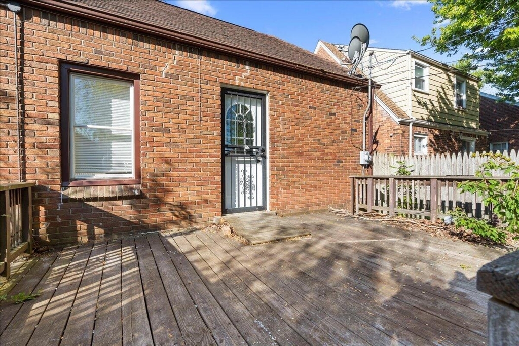 10042 Grayton Street - Photo 23