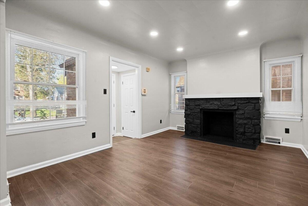 10042 Grayton Street - Photo 9