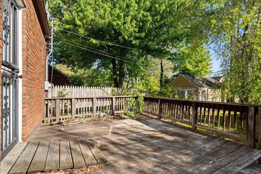 10042 Grayton Street - Photo 22