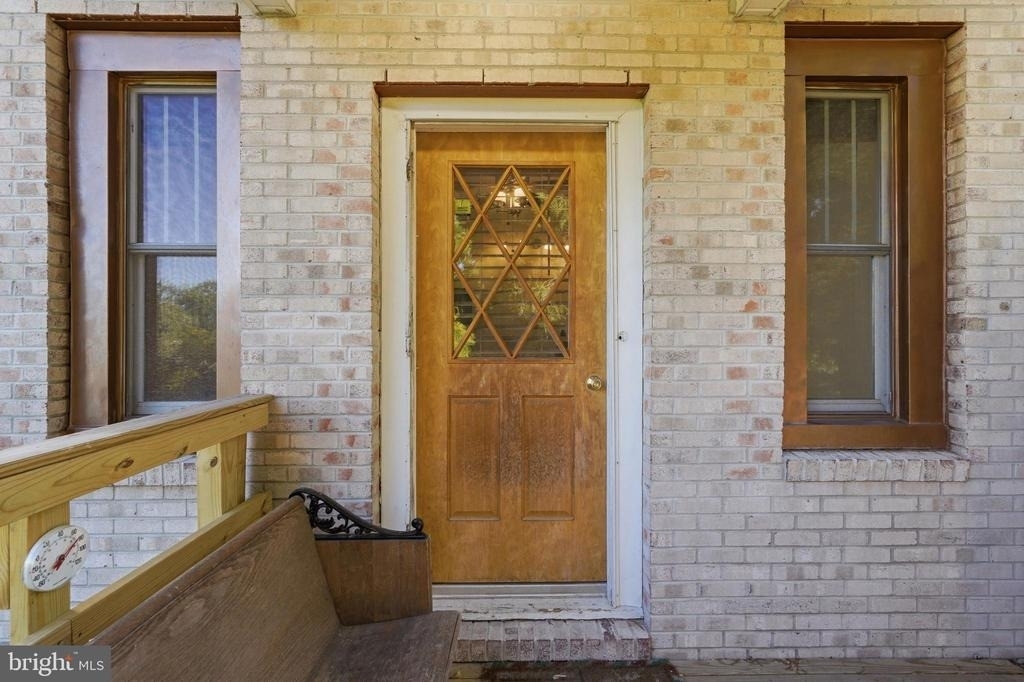605 Ethan Allen Avenue - Photo 8