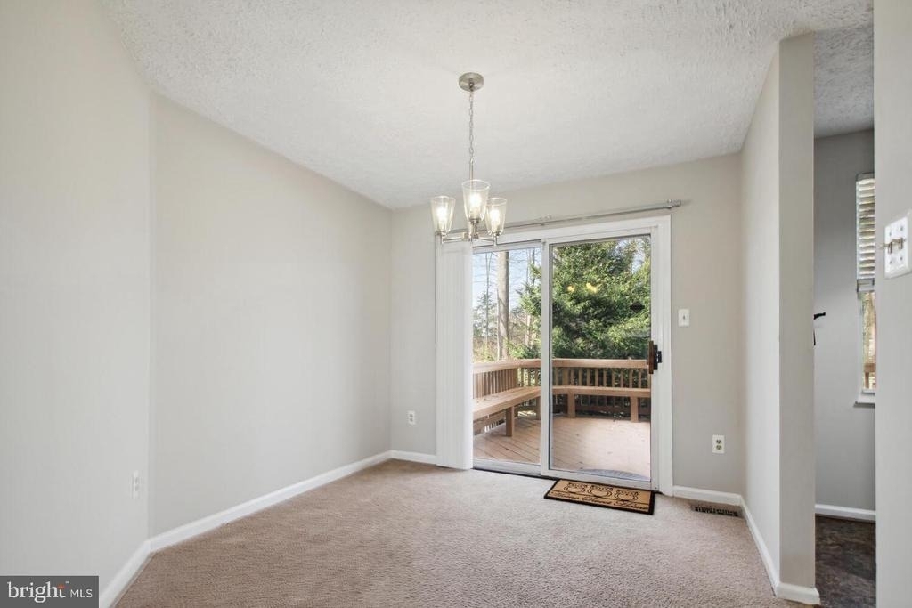 704 Suffield Drive - Photo 4