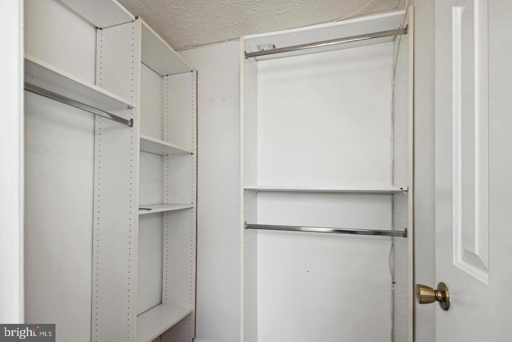 704 Suffield Drive - Photo 13