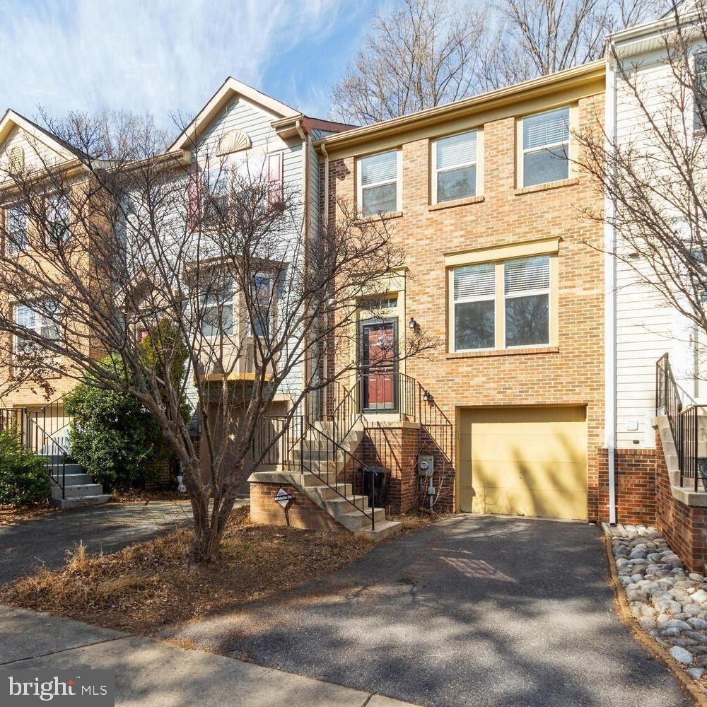 704 Suffield Drive - Photo 0