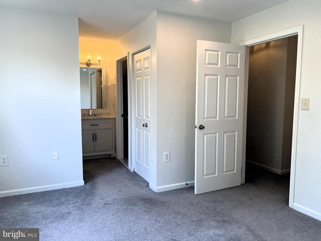 439 Terry Court - Photo 14
