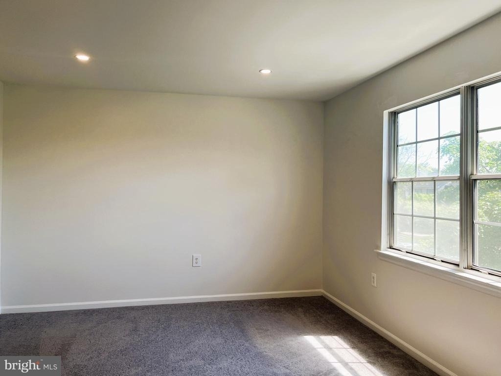 439 Terry Court - Photo 13