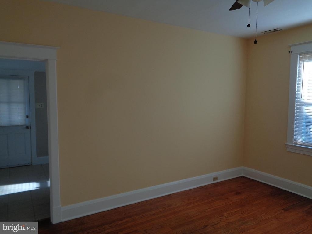 2800 Linwood - Photo 3