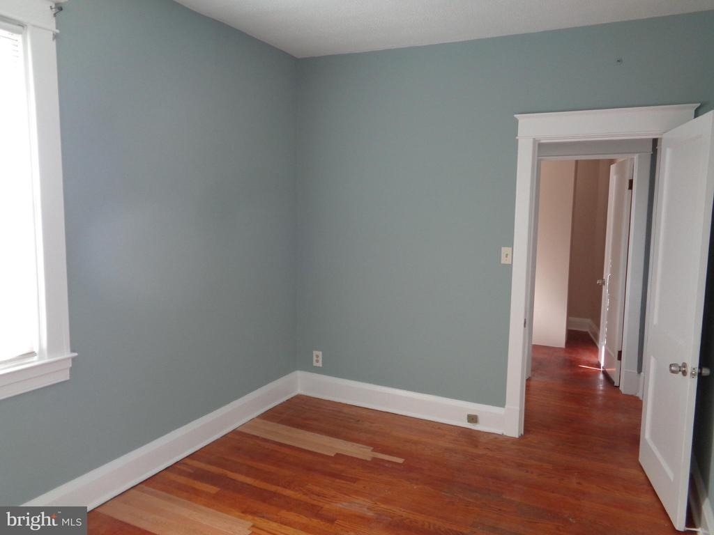 2800 Linwood - Photo 9