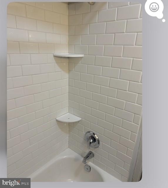 2800 Linwood - Photo 11