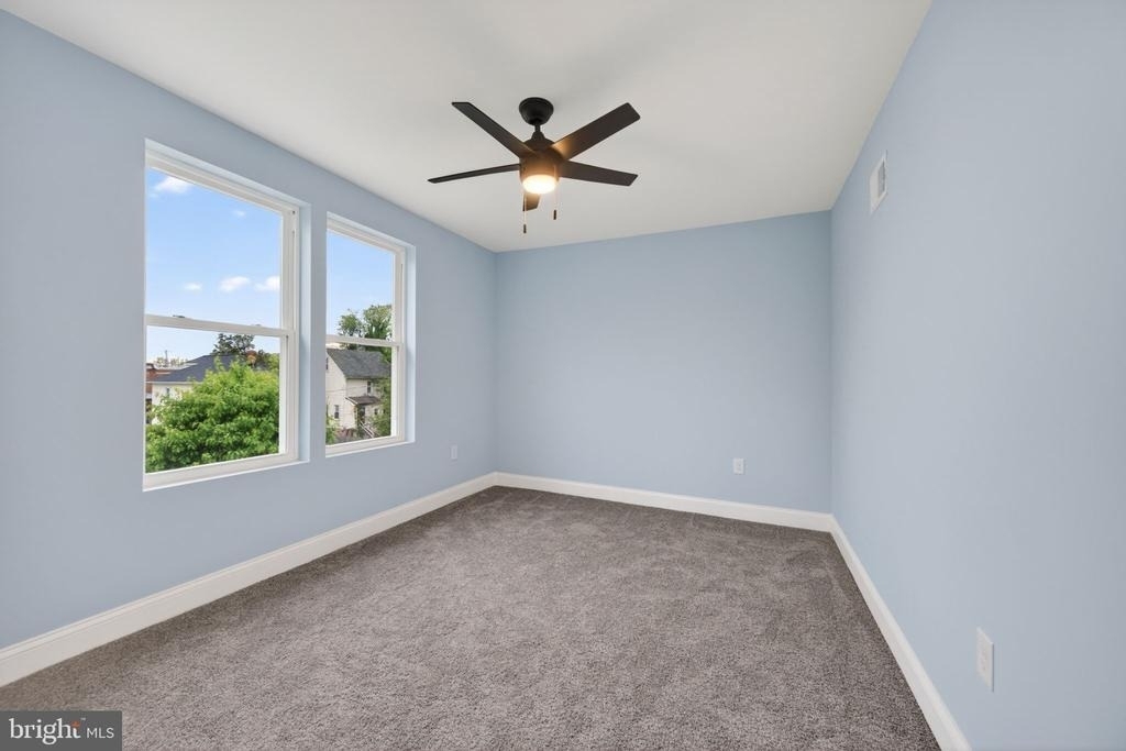 5306 Ethelbert Avenue - Photo 27