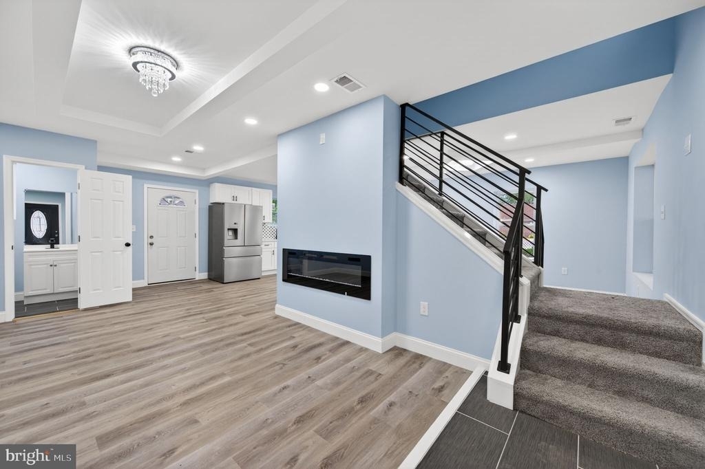 5306 Ethelbert Avenue - Photo 12