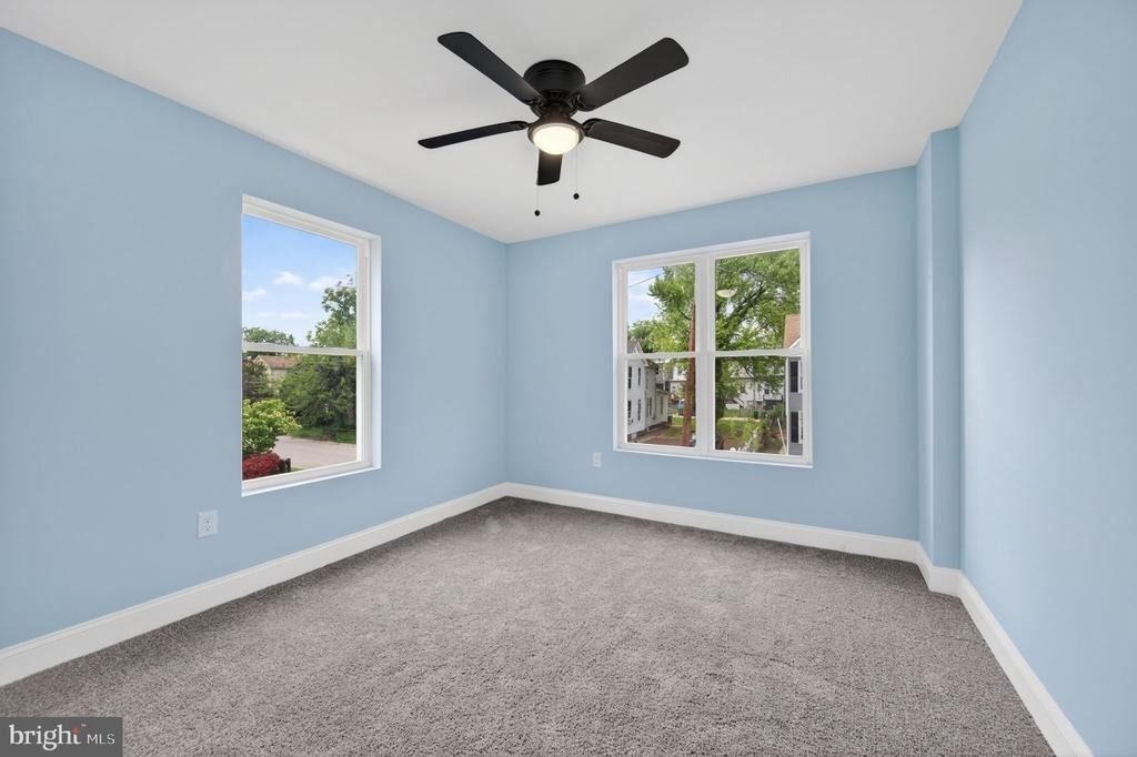 5306 Ethelbert Avenue - Photo 16