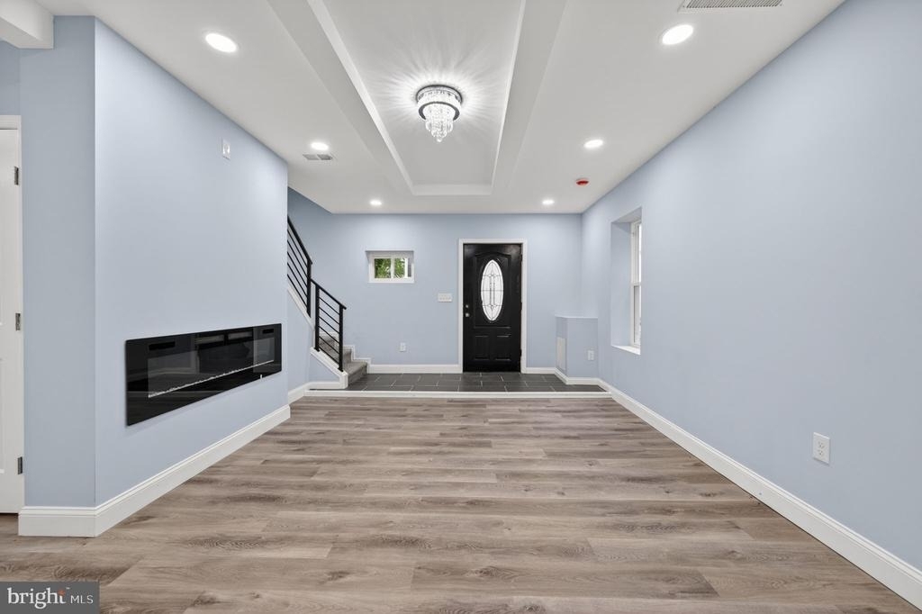 5306 Ethelbert Avenue - Photo 10