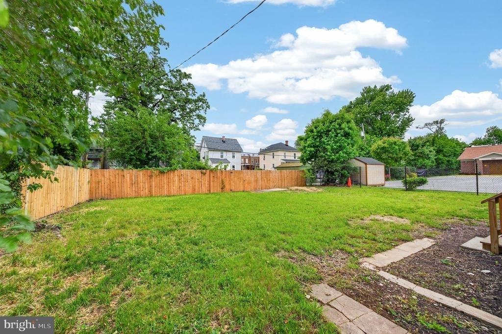 5306 Ethelbert Avenue - Photo 34