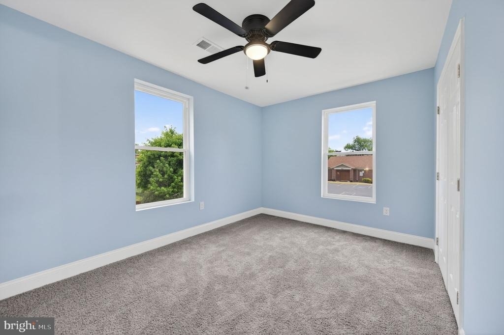 5306 Ethelbert Avenue - Photo 14