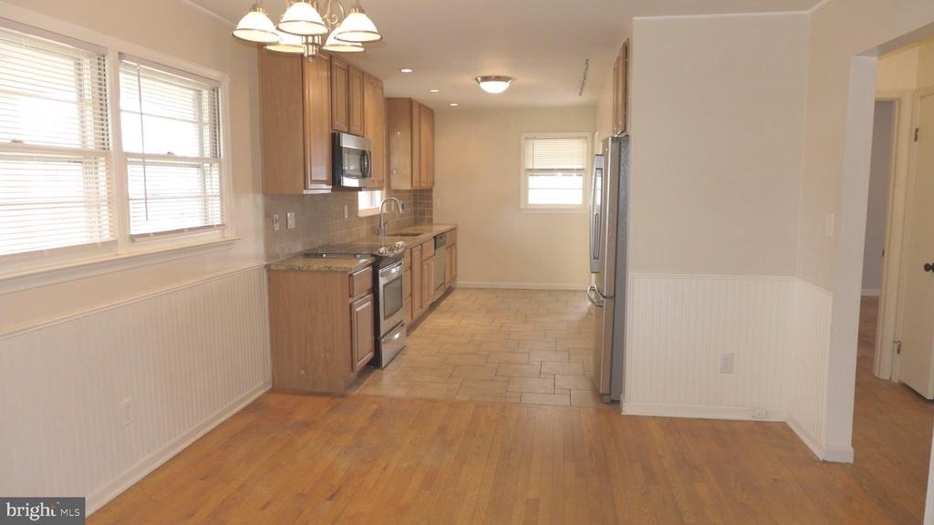 93 Great Lake Drive - Photo 3