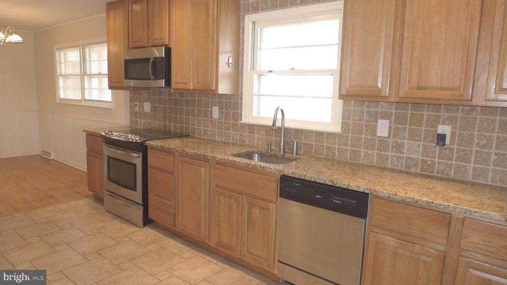 93 Great Lake Drive - Photo 6