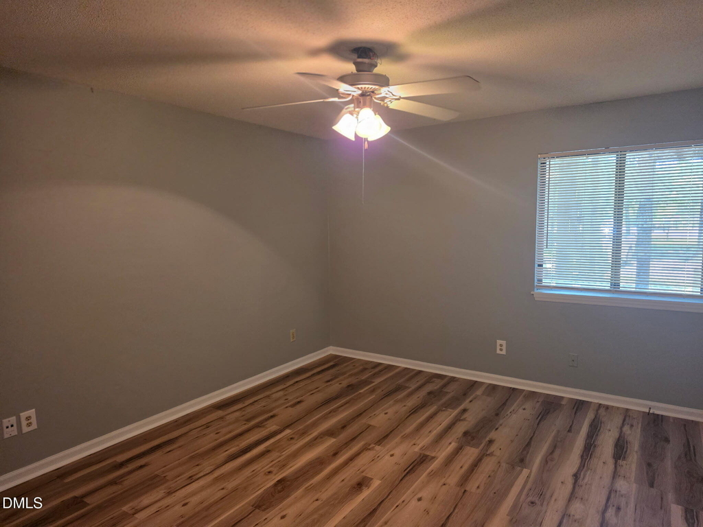 902 W Chatham Street - Photo 6