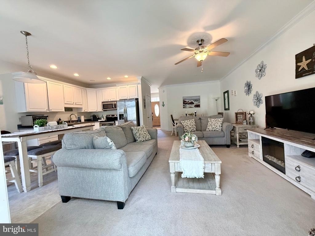 38404 Grand Avenue - Photo 3